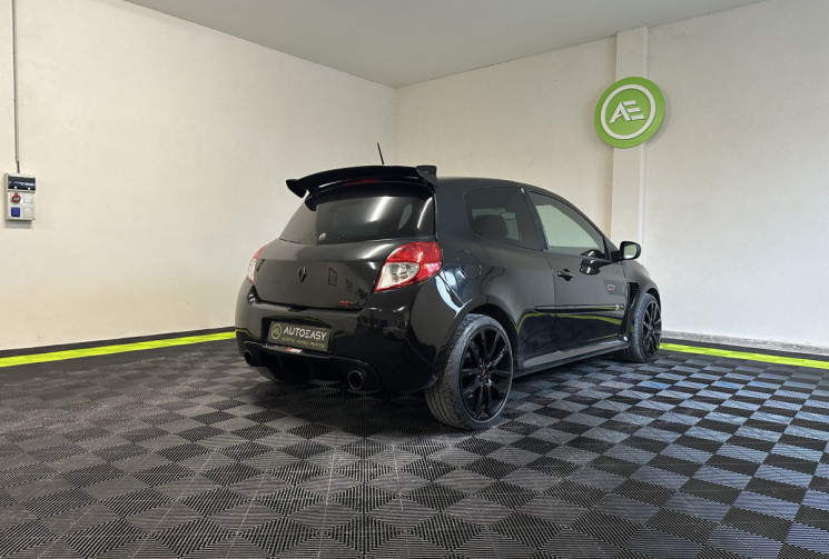 Renault Clio CLIO 3 RS 2.0 16v Renault Sport Luxe 