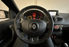 Renault Clio CLIO 3 RS 2.0 16v Renault Sport Luxe 