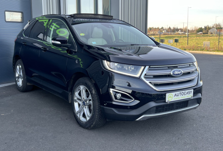 Ford EDGE 2.0 TDCi 4x4 Powershift 210 cv TITANIUM / Attelage / Toit ouvrant