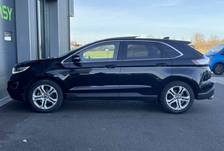 Ford EDGE 2.0 TDCi 4x4 Powershift 210 cv TITANIUM / Attelage / Toit ouvrant