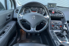Peugeot 3008 2.0 BlueHDi 150 cv ALLURE - ATTELAGE- DISTRIBUTION NEUVE