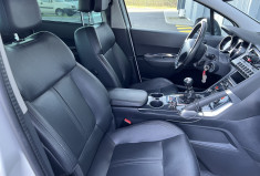 Peugeot 3008 2.0 BlueHDi 150 cv ALLURE - ATTELAGE- DISTRIBUTION NEUVE