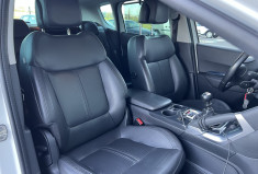 Peugeot 3008 2.0 BlueHDi 150 cv ALLURE - ATTELAGE- DISTRIBUTION NEUVE