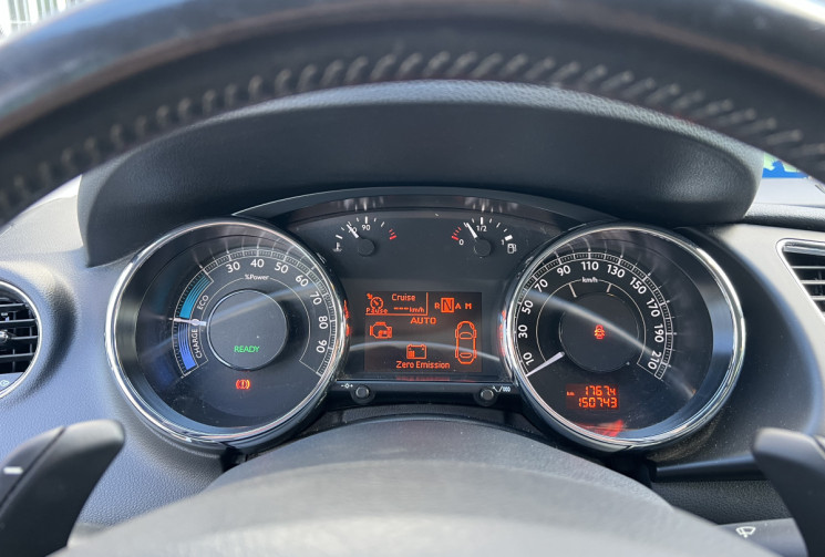 Peugeot 3008 HYBRID4 2.0 HDI 163 Pack ETG6 / Distribution OK / Attelage / Caméra