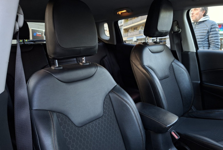 Jeep Compass 4Xe 1.3 i T4 Phev 190ch HYBRID Limited