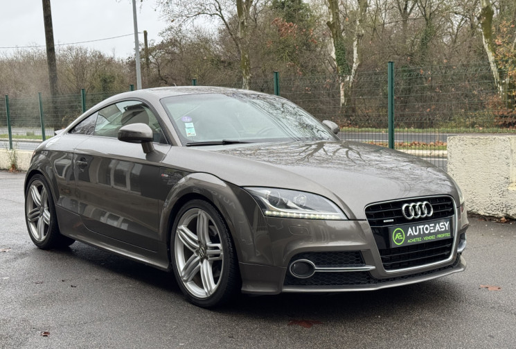 Audi TT Coupé S-Line Quattro 2.0 TFSi 211 ch S-Tronic 6 / BOSE / Siege chauffant / Entretien à jour