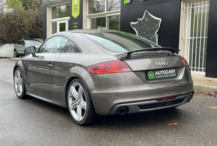 Audi TT Coupé S-Line Quattro 2.0 TFSi 211 ch S-Tronic 6 / BOSE / Siege chauffant / Entretien à jour