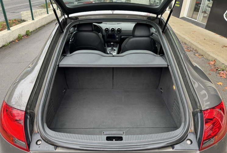 Audi TT Coupé S-Line Quattro 2.0 TFSi 211 ch S-Tronic 6 / BOSE / Siege chauffant / Entretien à jour