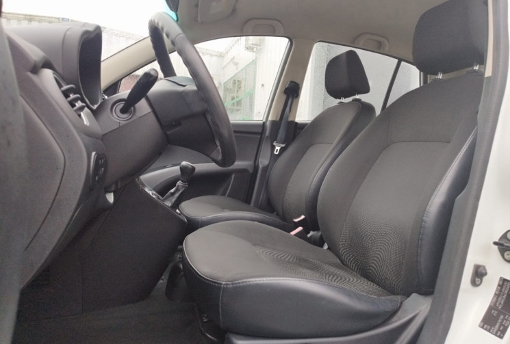 Hyundai I10 1.1 69 cv 4 CYLINDRE * CLIM * GARANTIE