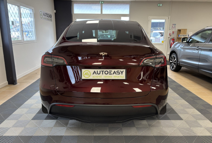 Tesla Model Y STANDARD RWD / GARANTIE TESLA / 1 ERE MAIN 