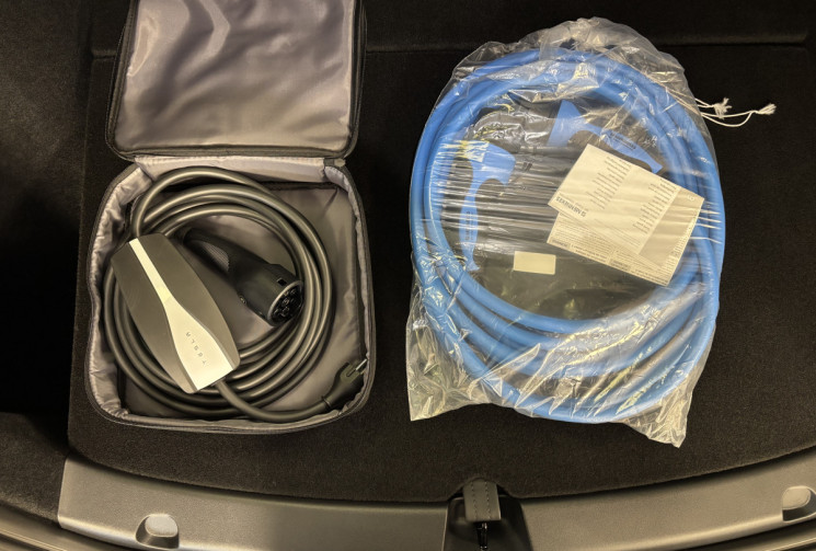 Tesla Model Y STANDARD RWD / GARANTIE TESLA / 1 ERE MAIN 