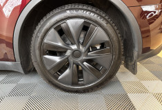 Tesla Model Y STANDARD RWD / GARANTIE TESLA / 1 ERE MAIN 