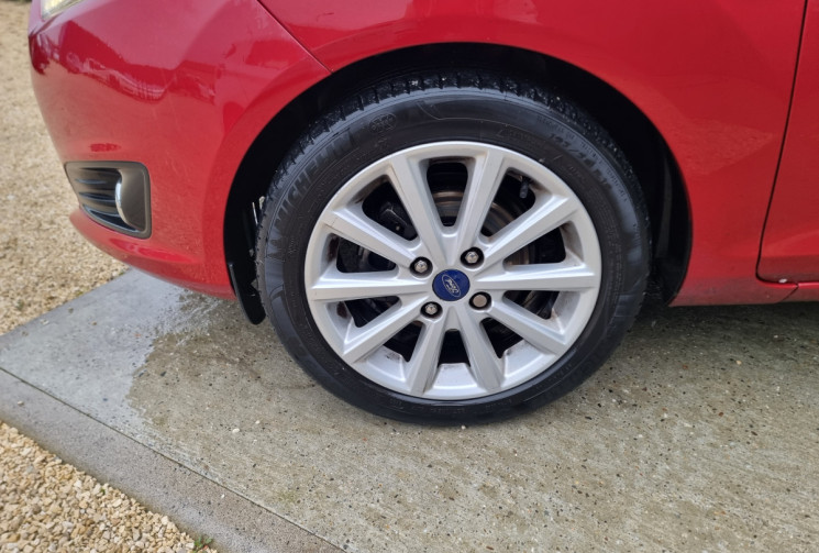 Ford Fiesta 1.0 ECOBOOST TITANIUM 