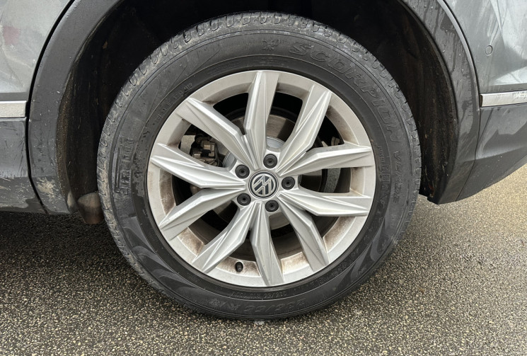 Volkswagen Tiguan 1.4 TSI 150 CARAT 4MOTION DSG6 * TOIT OUVRANT * ENTRETIEN COMPLET * GARANTIE 6MOIS