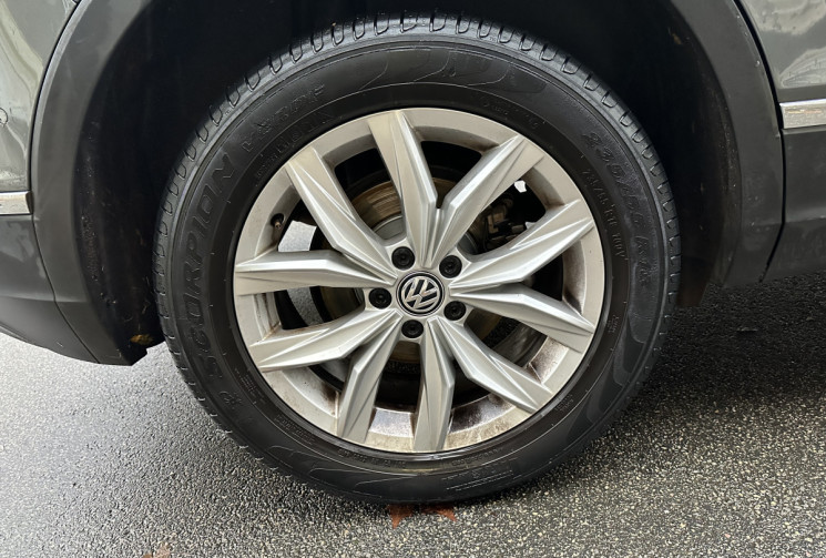 Volkswagen Tiguan 1.4 TSI 150 CARAT 4MOTION DSG6 * TOIT OUVRANT * ENTRETIEN COMPLET * GARANTIE 6MOIS