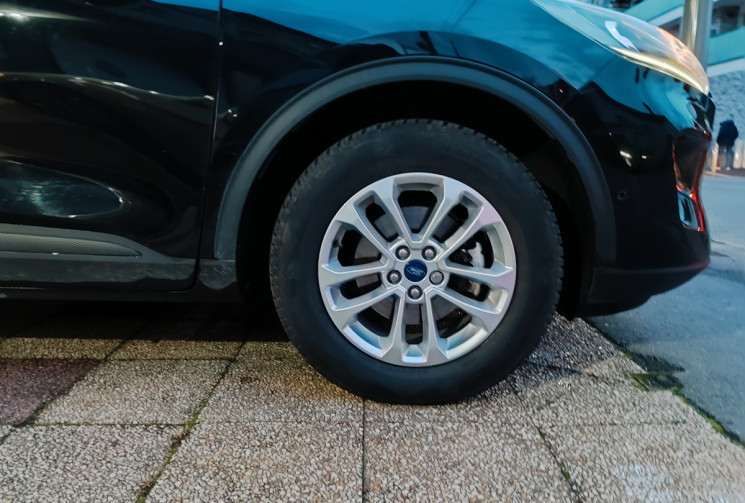 Ford Kuga 2.5 Duratec 190ch FHEV E85 Titanium BVA FLEXIFUEL