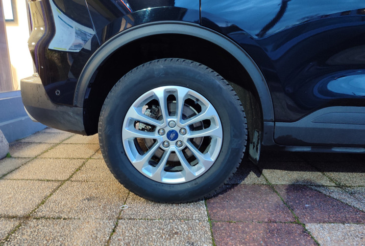 Ford Kuga 2.5 Duratec 190ch FHEV E85 Titanium BVA FLEXIFUEL