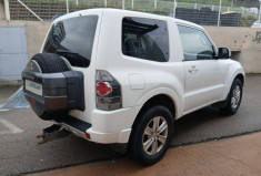 Mitsubishi Pajero 3.2 DI-D DPF 4WD INFORM