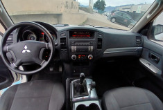 Mitsubishi Pajero 3.2 DI-D DPF 4WD INFORM