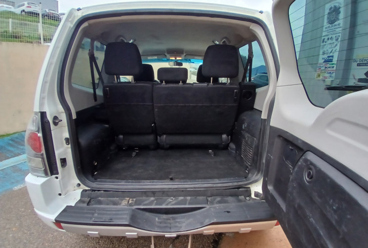 Mitsubishi Pajero 3.2 DI-D DPF 4WD INFORM