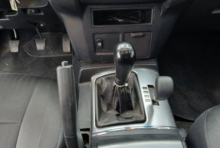 Mitsubishi Pajero 3.2 DI-D DPF 4WD INFORM