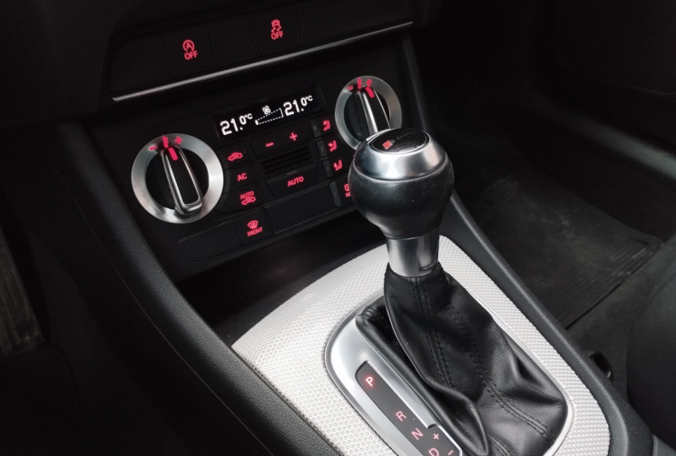 Audi Q3 2.0 TDi 177 Ambition Luxe Quattro S-Tronic7