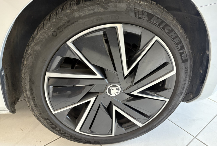 Skoda SUPERB Combi 2.0 TDI 150 ch SCR DSG7 Laurin & Klement