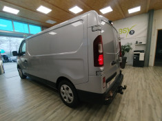 Renault Trafic III RED EDITION BY RENAULT TRUCKS Phase 3 L2H1 2.8T 2.0 dCi 16V 130 cv