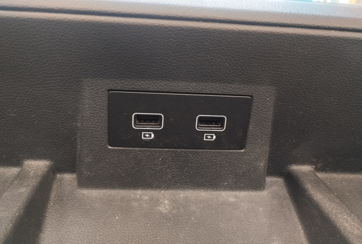 Renault Trafic III RED EDITION BY RENAULT TRUCKS Phase 3 L1H1 2.8T 2.0 dCi 16V 130 cv