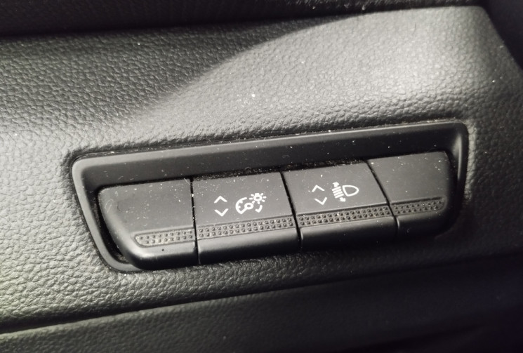 Renault Trafic III RED EDITION BY RENAULT TRUCKS Phase 3 L1H1 2.8T 2.0 dCi 16V 130 cv