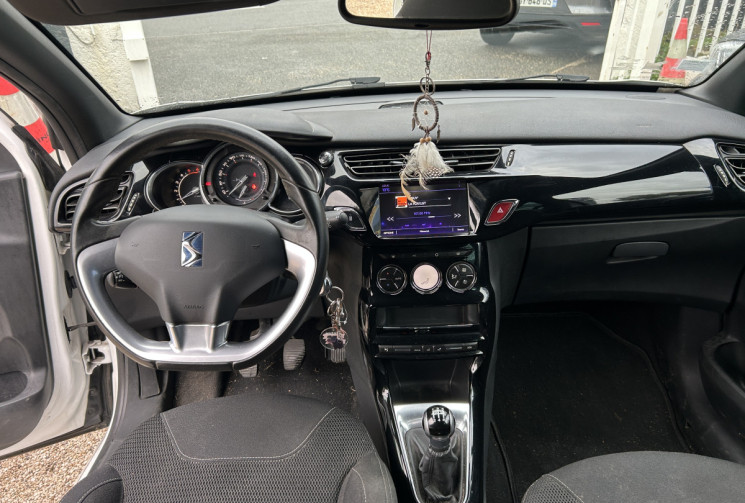 Citroën DS3 (2) 1.6 BLUEHDI 100 Ch BE CHIC * CAMERA * GPS