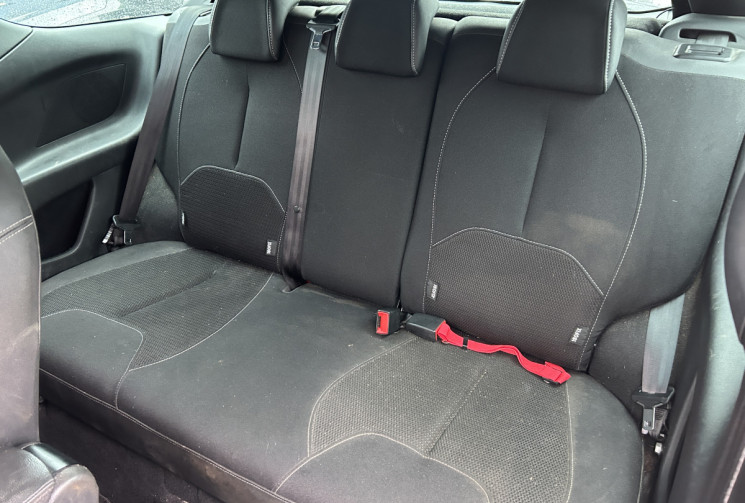 Citroën DS3 (2) 1.6 BLUEHDI 100 Ch BE CHIC * CAMERA * GPS