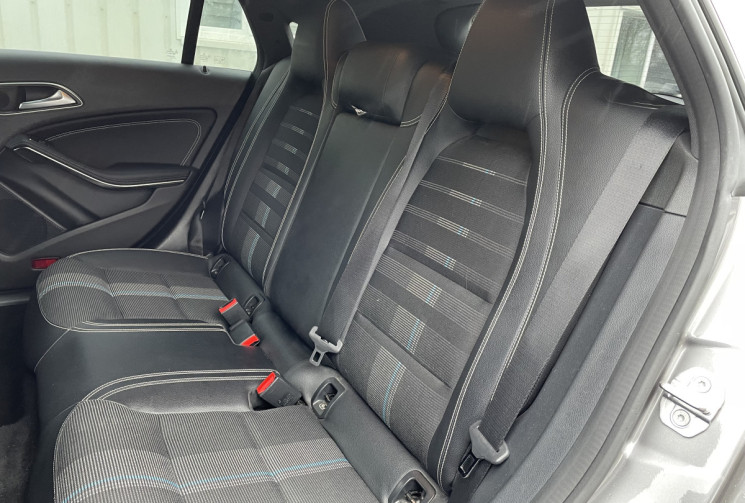 Mercedes CLA SHOOTING BRAKE 200 d 136 ch Sensation 7G-DCT /68000 km/ Caméra Recul/Entret. Mercedes