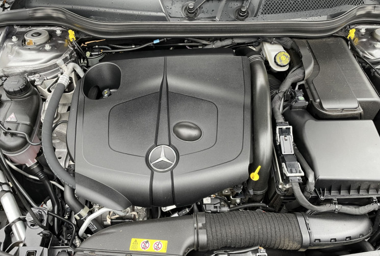 Mercedes CLA SHOOTING BRAKE 200 d 136 ch Sensation 7G-DCT /68000 km/ Caméra Recul/Entret. Mercedes