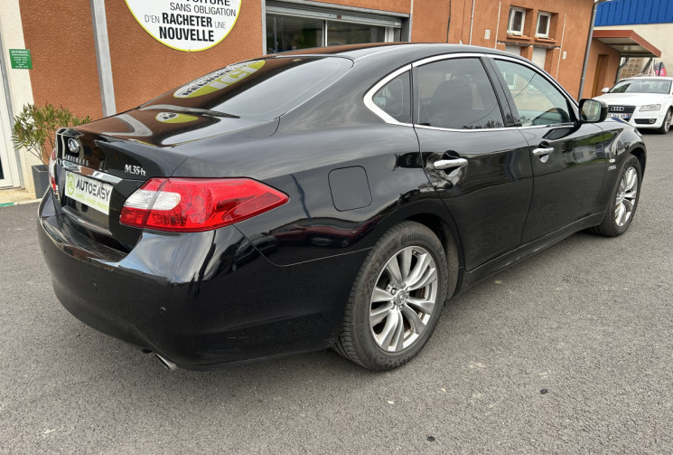 Infinity Q70 M 35 V6 3.5 Hybride 364 CV BVA 2WD