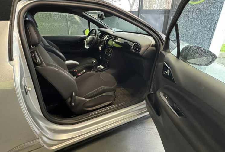 DS DS 3  1.2 82CH CAMERA DE RECUL / FEUX AUTOMATIQUE 