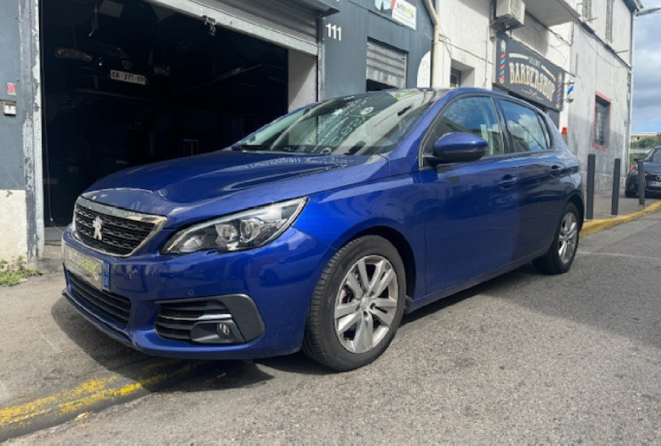 Peugeot 308 allure 1.5 hdi 130 cv origine France 3em main / état neuf / carnet full Peugeot / 