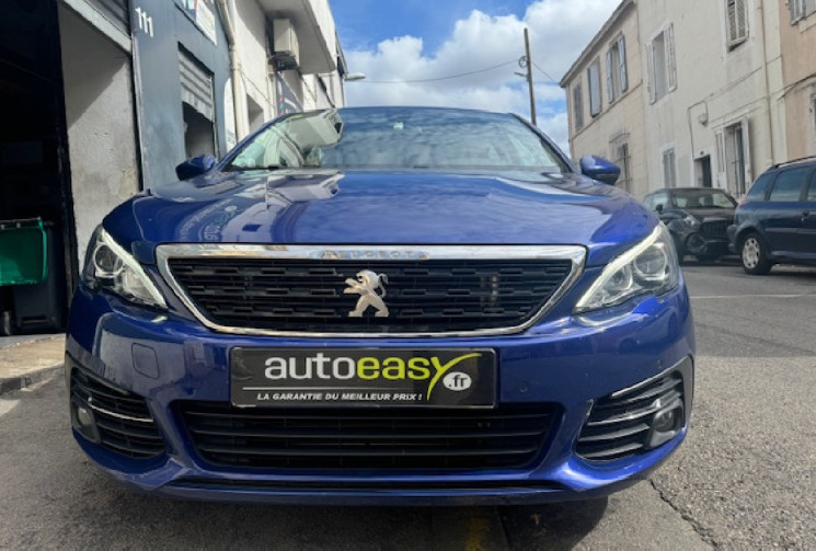 Peugeot 308 allure 1.5 hdi 130 cv origine France 3em main / état neuf / carnet full Peugeot / 