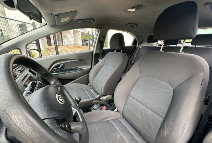 Kia RIO 1.2 85ch Active 5p // Boite manuelle // Bon état