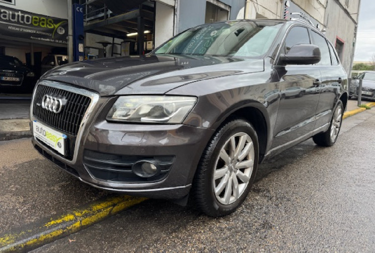 Audi Q5 quattro ambition luxe 3.0 v6 239 cv / CARPLAY / CAMERA / TOIT OUVRANNT / GPS / 