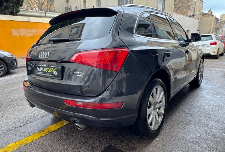Audi Q5 quattro ambition luxe 3.0 v6 239 cv / CARPLAY / CAMERA / TOIT OUVRANNT / GPS / 