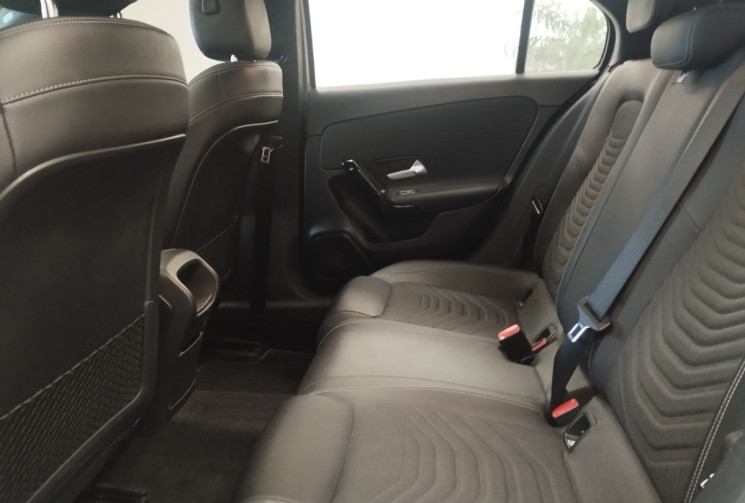 Mercedes Classe A Style Line_Classe A 180 d 116ch Style Line 7G-DCT TOIT OUVRANT 