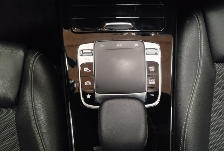 Mercedes Classe A Style Line_Classe A 180 d 116ch Style Line 7G-DCT TOIT OUVRANT 