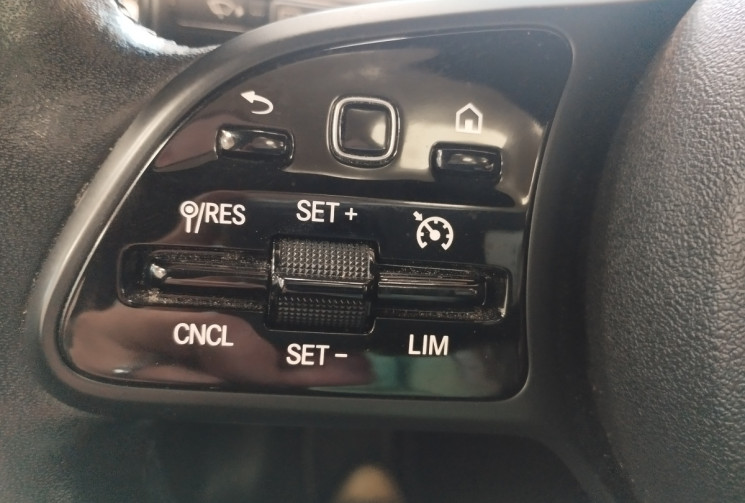 Mercedes Classe A Style Line_Classe A 180 d 116ch Style Line 7G-DCT TOIT OUVRANT 