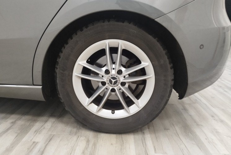 Mercedes Classe A Style Line_Classe A 180 d 116ch Style Line 7G-DCT TOIT OUVRANT 