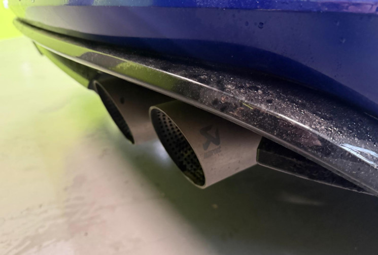 Volkswagen Golf 2.0 TSI 310 R 4MOTION DSG7 * Ligne Akrapovic / Toit ouvrant / CarPlay 