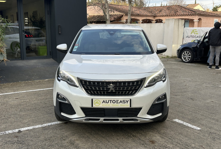 Peugeot 3008 II 1.2 THP EAT6 130 Allure business Distribution changée/sièges chauffants électriques