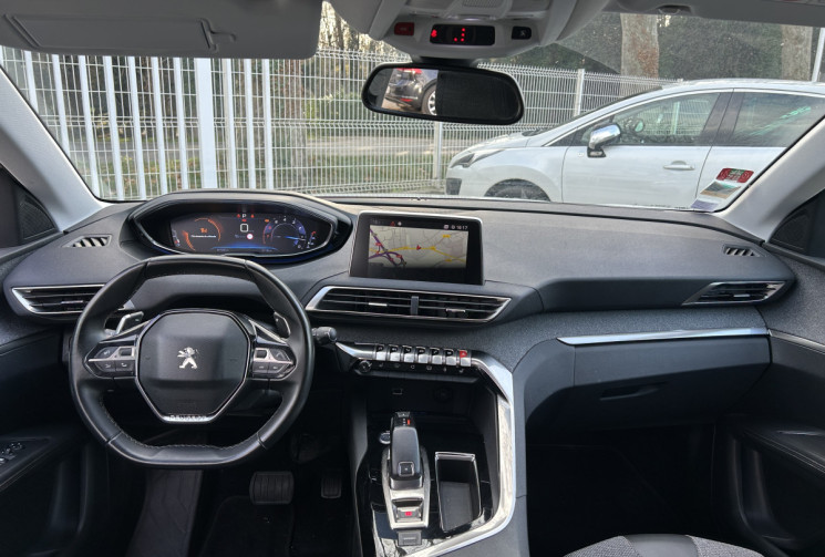 Peugeot 3008 II 1.2 THP EAT6 130 Allure business Distribution changée/sièges chauffants électriques