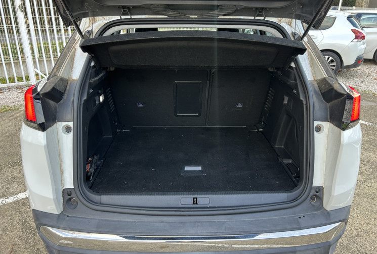 Peugeot 3008 II 1.2 THP EAT6 130 Allure business Distribution changée/sièges chauffants électriques