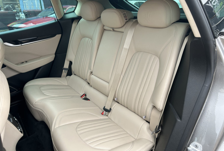 Maserati Levante 3.0 V6 275 Ch GRANLUSSO * ORIGINE FRANCE * TOIT OUVRANT * BI TON